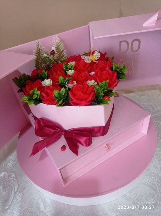 Tillaqosh va sovunli gullar