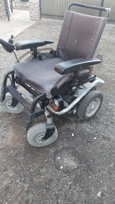 Căruț persoane cu dizabilități