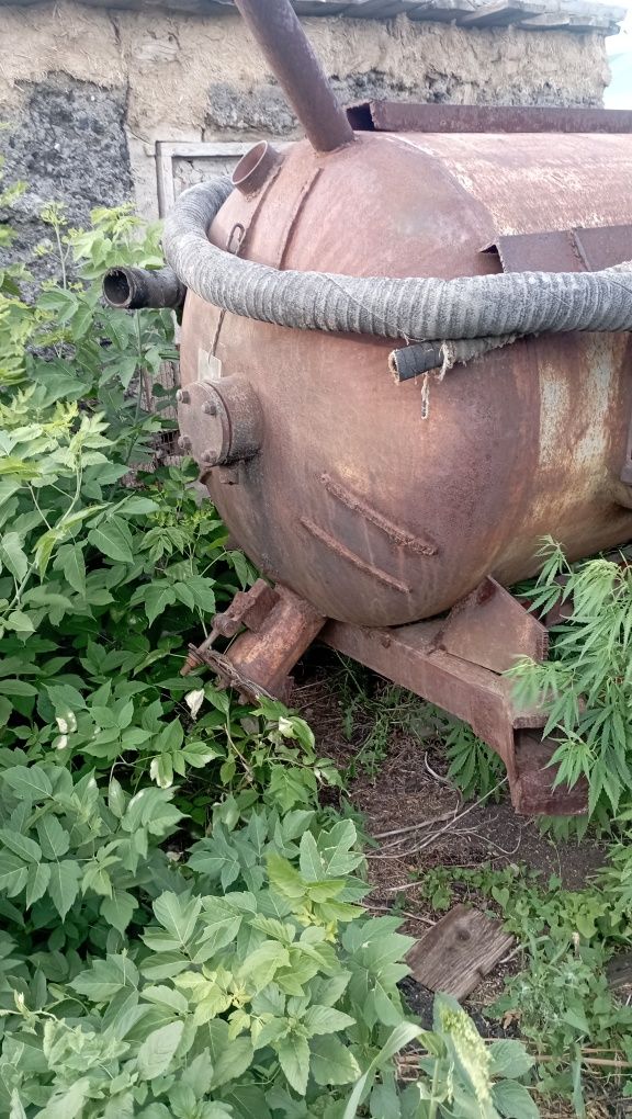 Продам бочку септик,водораздатчик