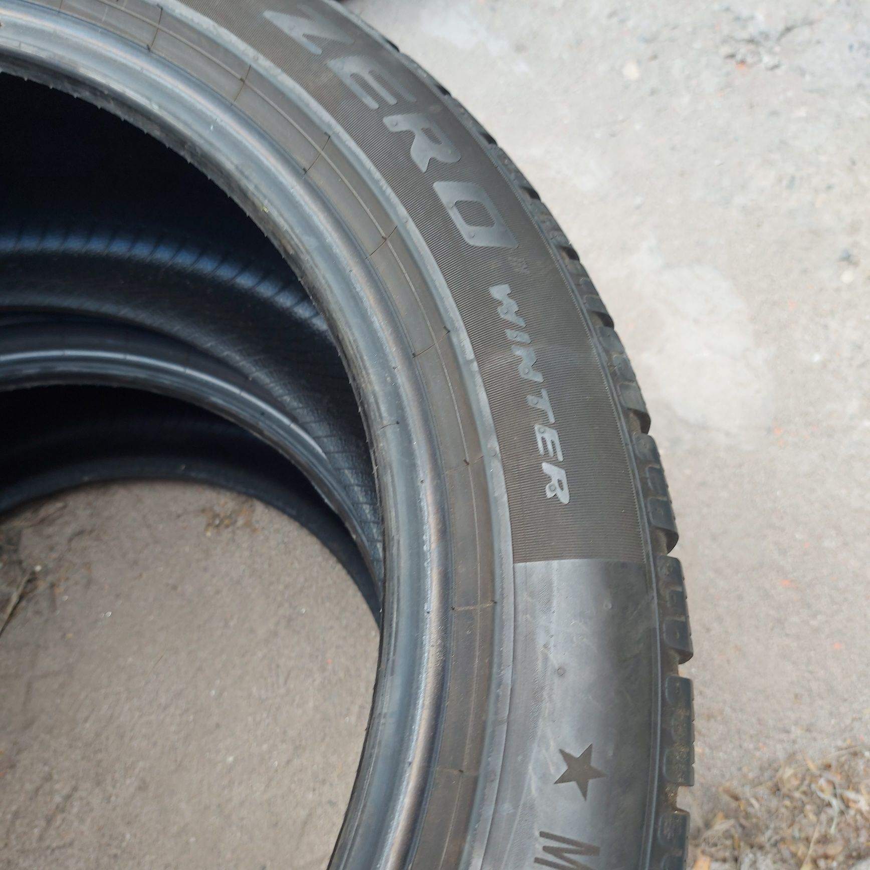 275/40/19"Pirelli 2бр.гуми дот2023