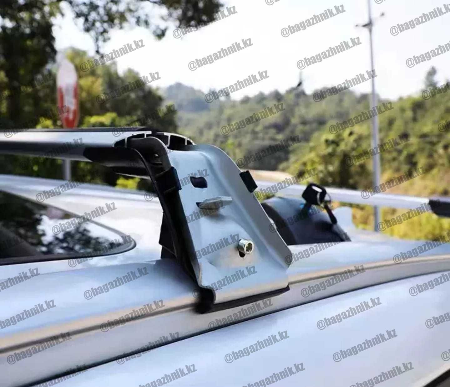 Продам поперечины (рейлинги, багажник) Changan CS55 PLUS