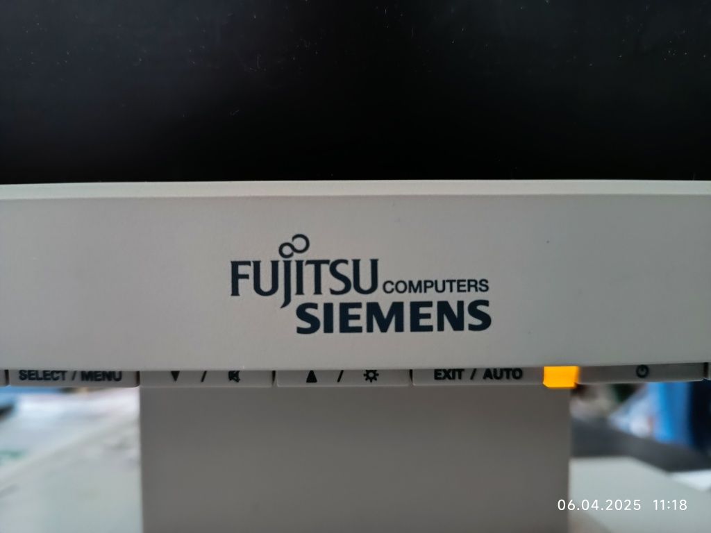 Монитор FUJITSU SIEMENS  А 17 - 3