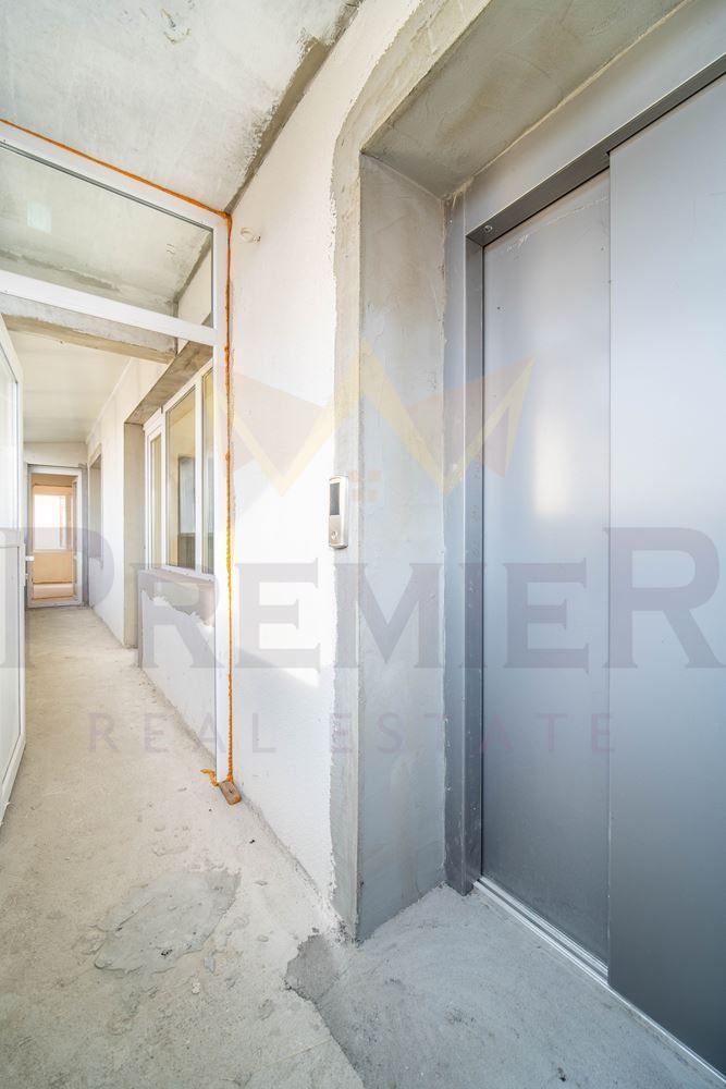 Продава се Тристаен апартамент в Варна, Център - 104 кв.м за 1347 €/кв.м - Снимка #10