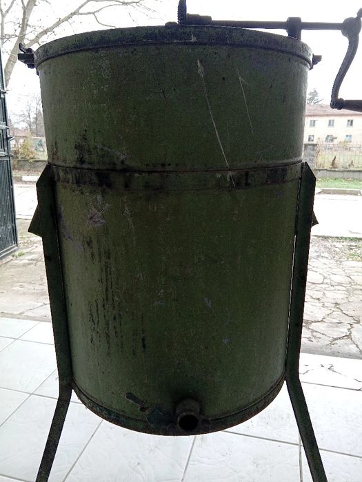 Ръчна центрофуга  за мед