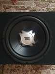 Продаётся Сабвуфер JBL