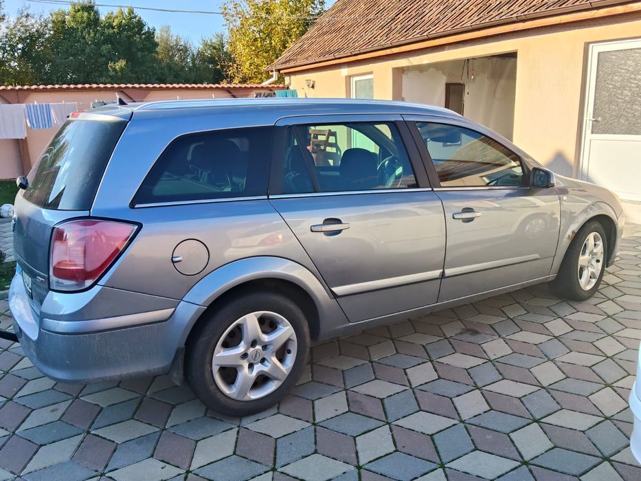 Opel Astra H 1.9