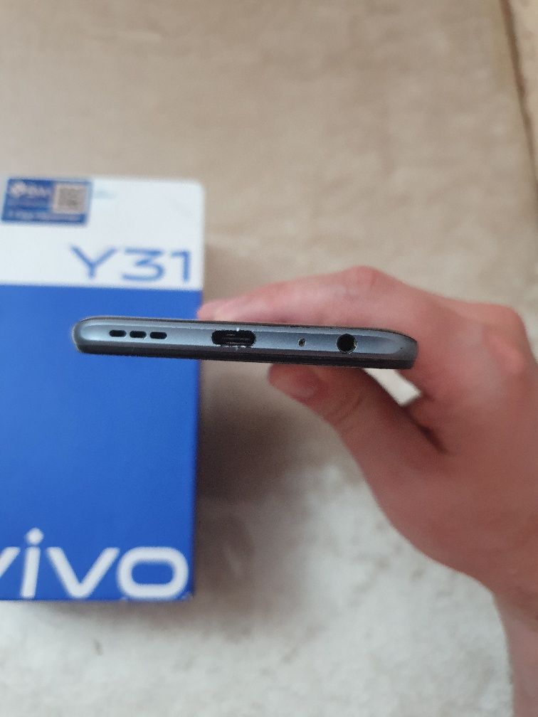 Srochna sotiladi Vivo Y31 4/128Gb Blue Original Karobka dakument Bor