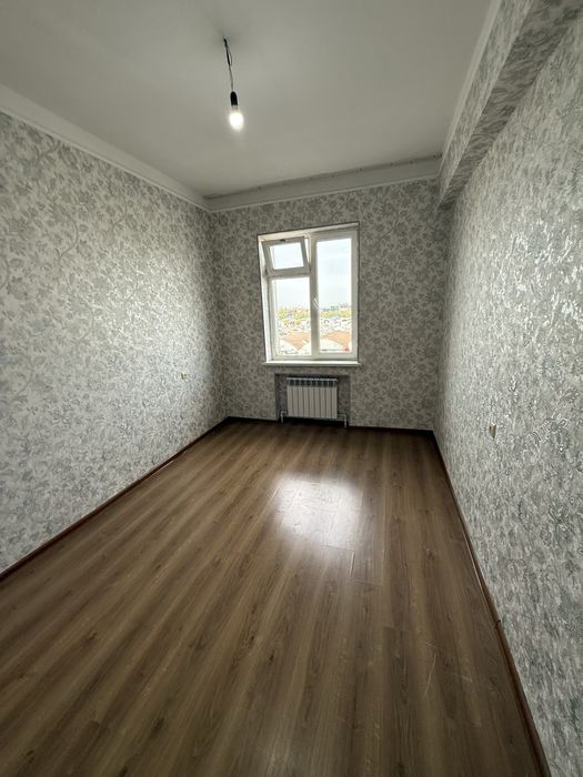 Срочна квартира сотилади сергели 6 А метро 2 чи бекат енида