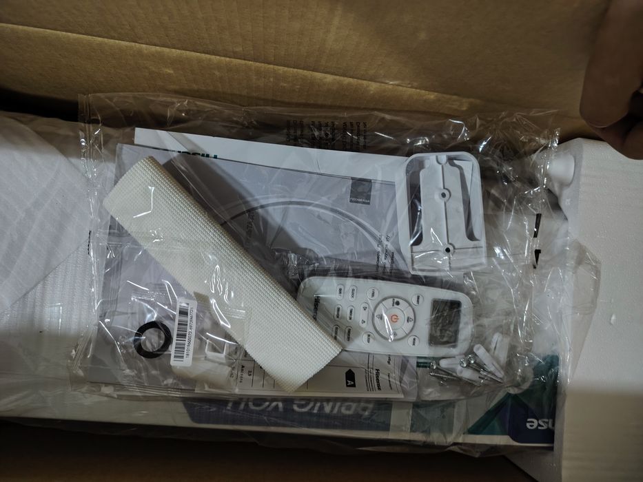 Кондиционер Ніsеnsе AST-12UW4SVETD15