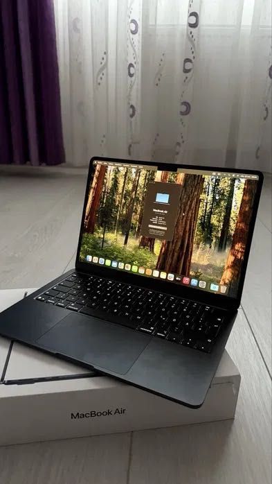 MacBook Air M4 2025 13'' 16GB RAM 256SSD
