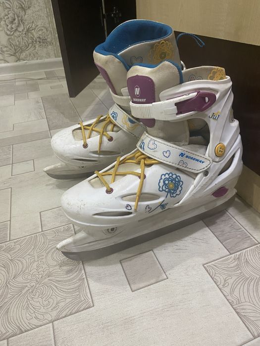 Продам коньки не дорого