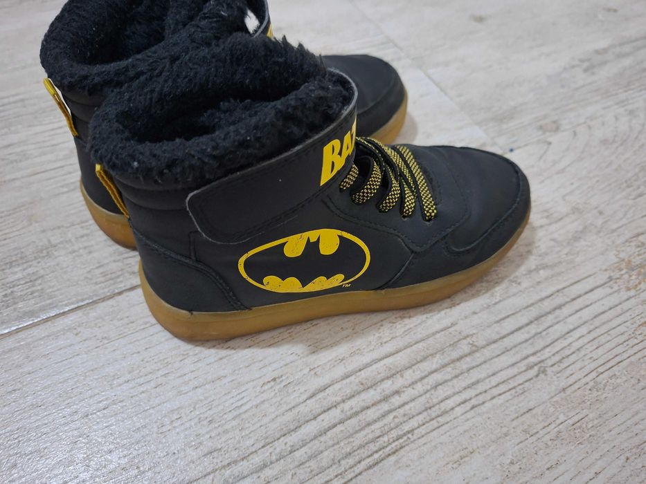 Светещи обувки Batman HM, 29 номер