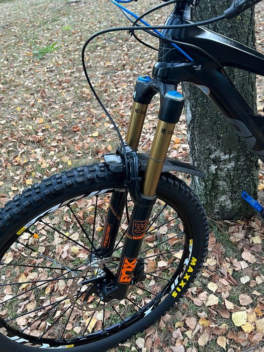 Yt capra CF PRO M