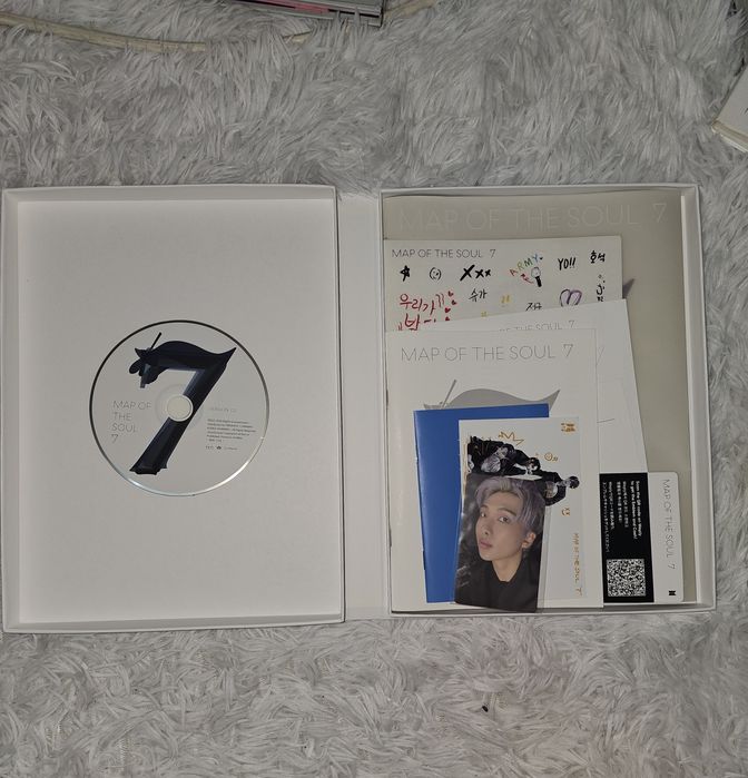 Альбом BTS map of the soul 7 version 2