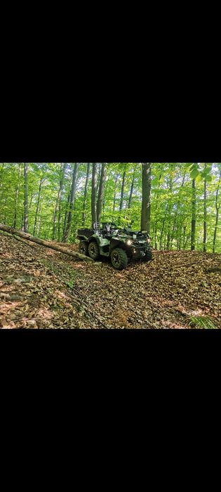 Can am outlander xt.  1000 cc  6x6