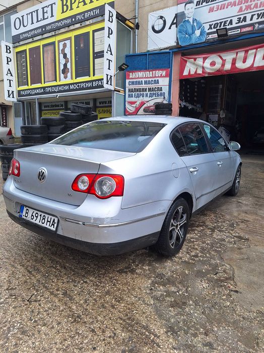 Продавам Пасат 6 2.0 TDI