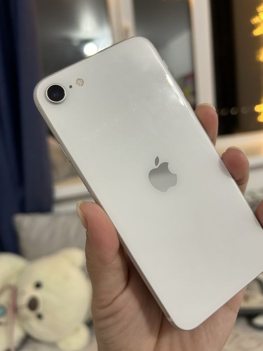 iphone se 2020 в отличном сост