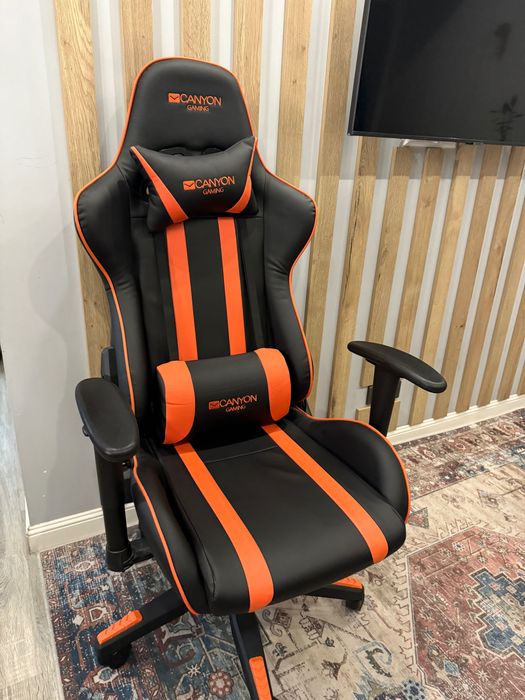 Игровое кресло Canyon Deimos CND-SGCH4, черный, оранжевый