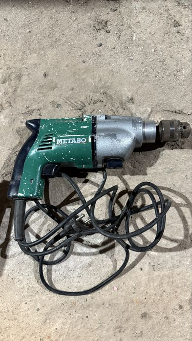 Masina de gaurit/insurubat Metabo profesional