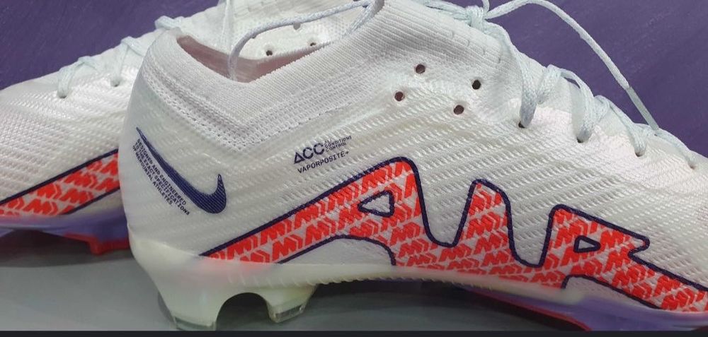 Професионални Бутонки Nike Air Zoom Mercurial Vapor XV Elite FG