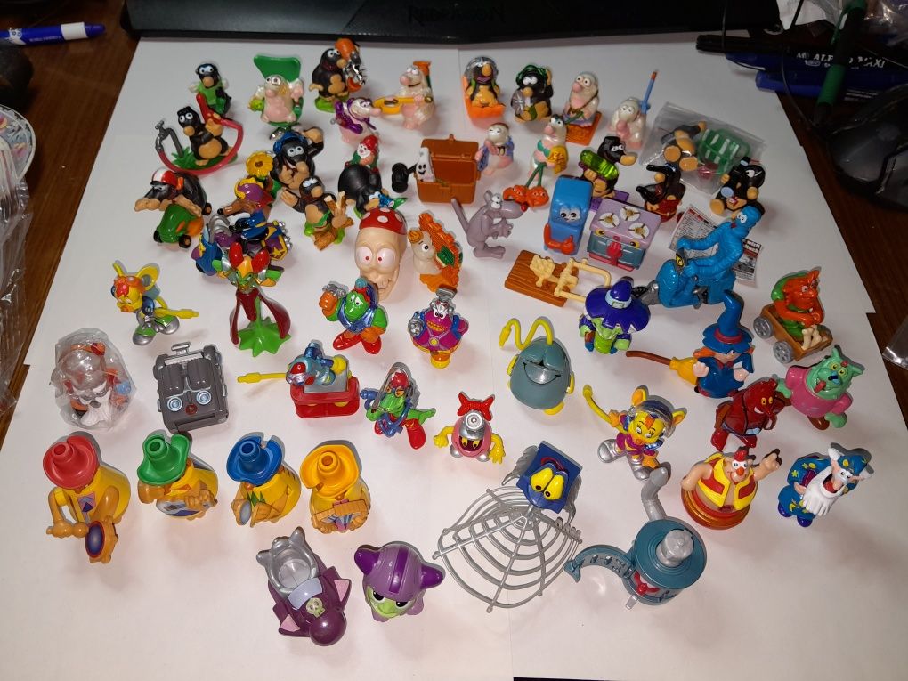 Figurine Kinder anii 2000