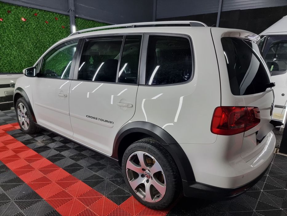 Vand Cross Touran TDI Automat DSG 7 locuri Xenon Panoramic