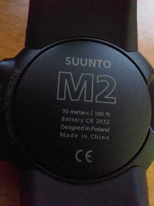 Vand ceas fitness Suunto M2