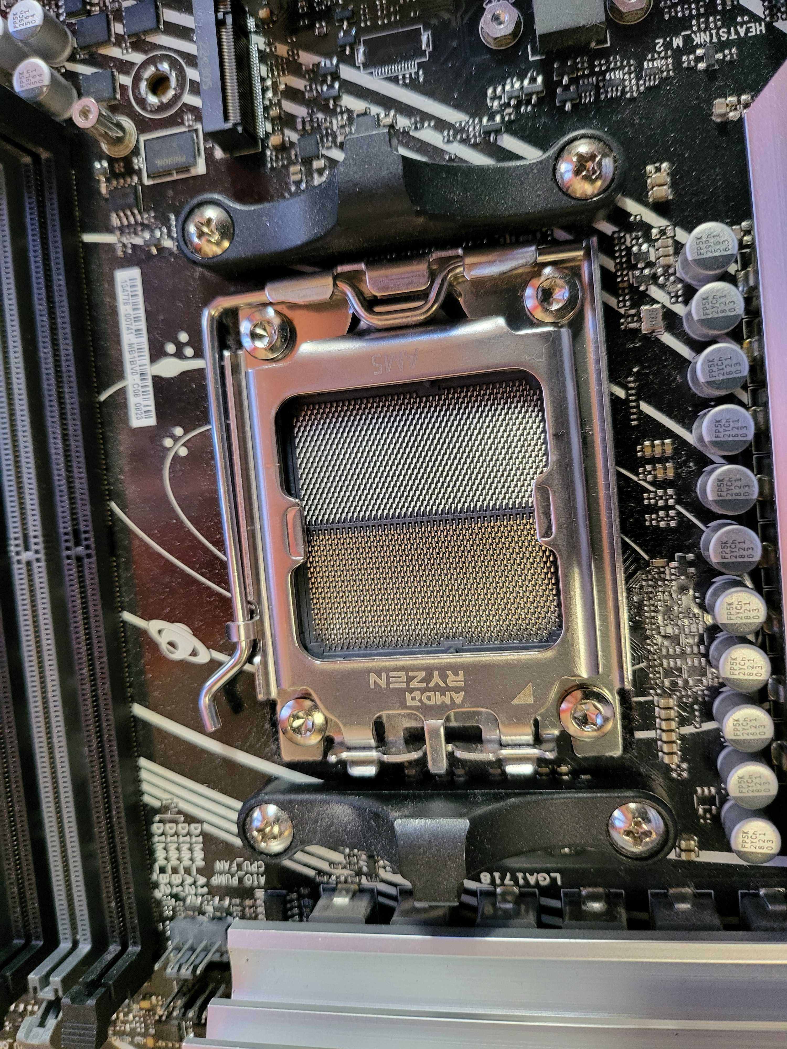 Asus x670 & AMD 7900x 32GB Corsair Vengeance DDR5 5400