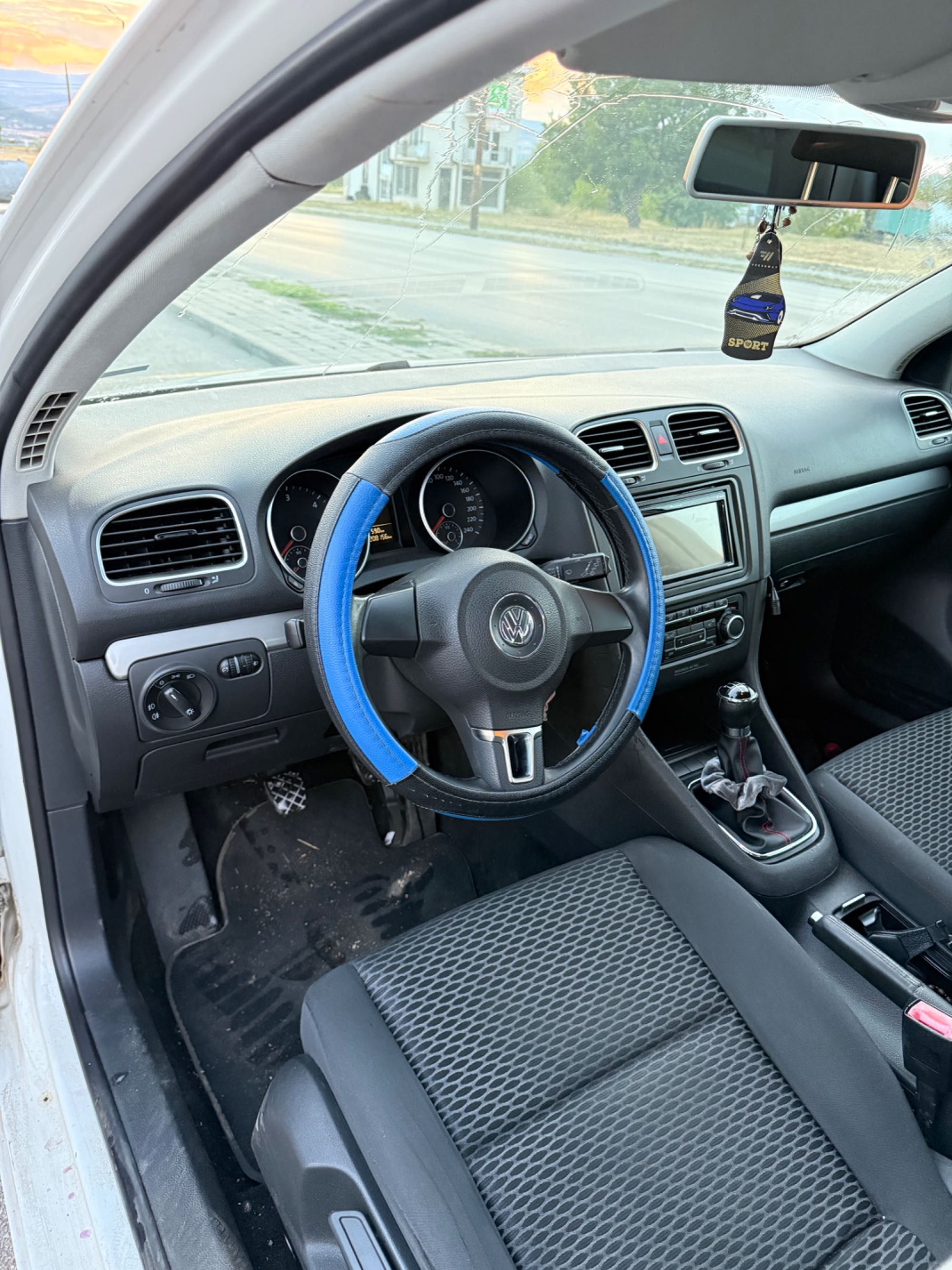 VW Golf 1.6  Tdi