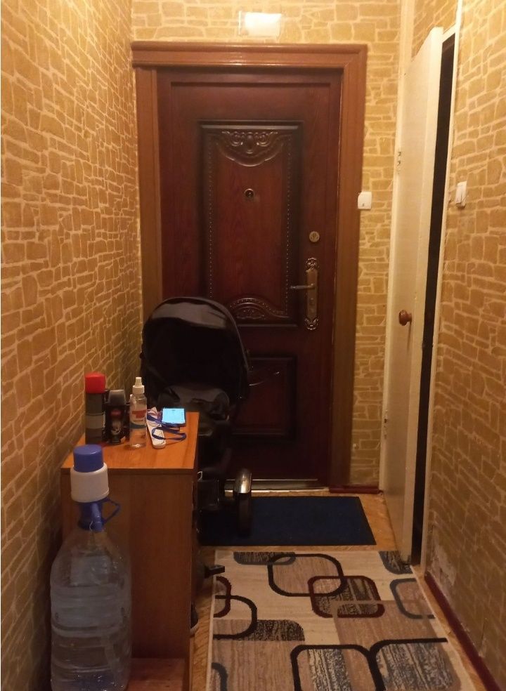 Чиланзар 19 КВ Зеркалка  СРОЧНА СОТИЛАДИ.50.500$.2/4/4.48М²