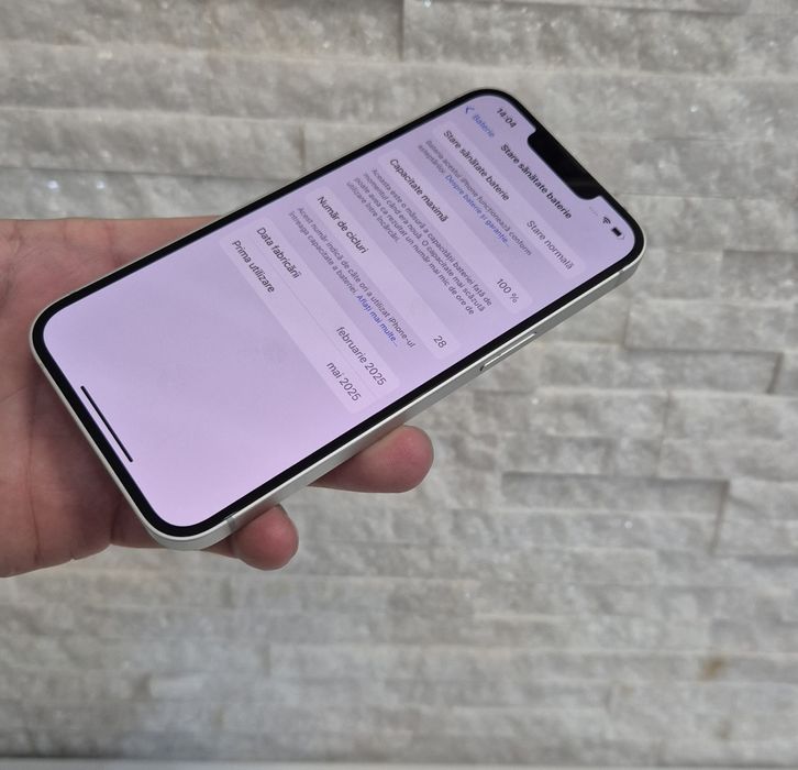 iPhone 16e 128GB. White Bateria 100%