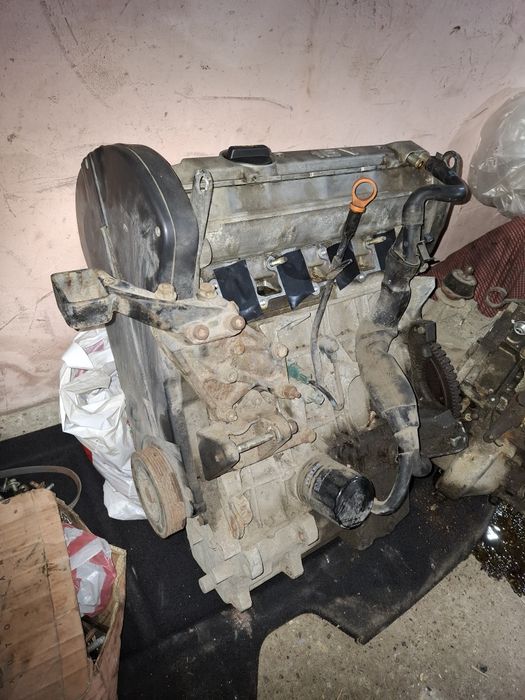 Двигател 1.8 16V от Peugeot 306