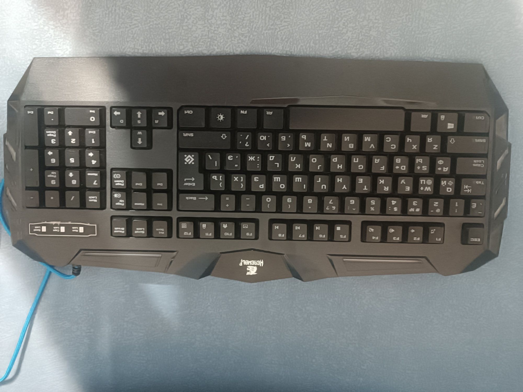 Игровая проводная клавиатура