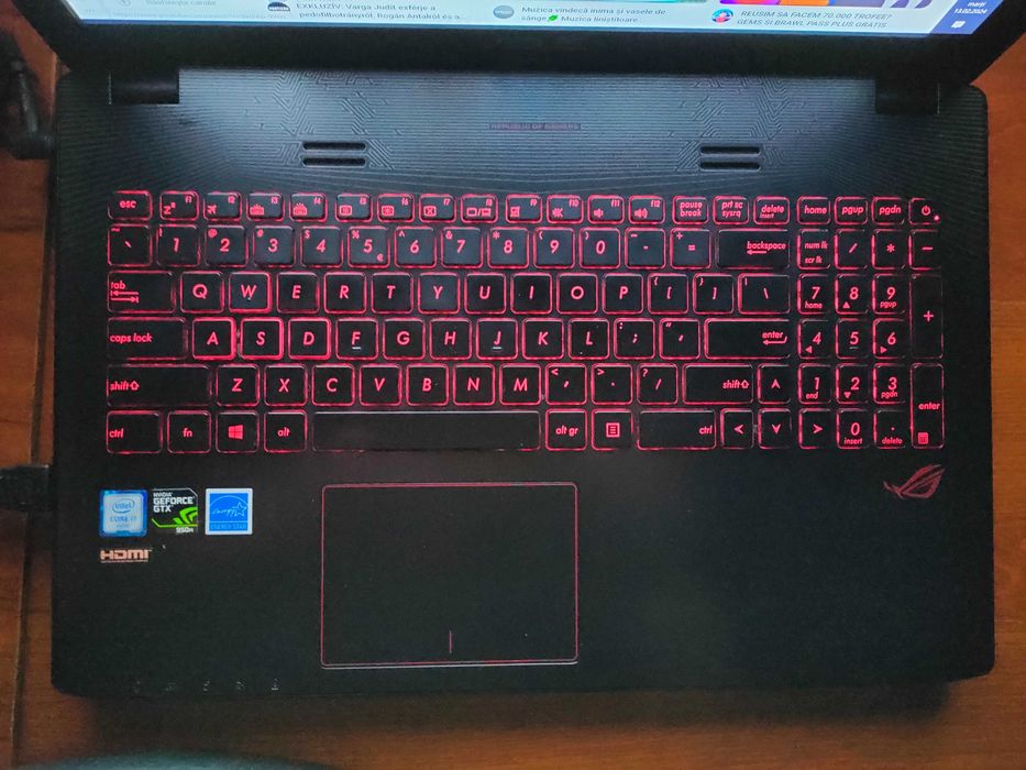 Vând laptop ASUS ROG GL552V 15.6" (opțional Dock Station)