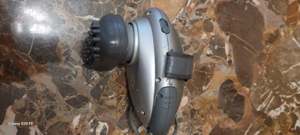 Aparat de masaj Beurer tip MG 70, cu infrarosu