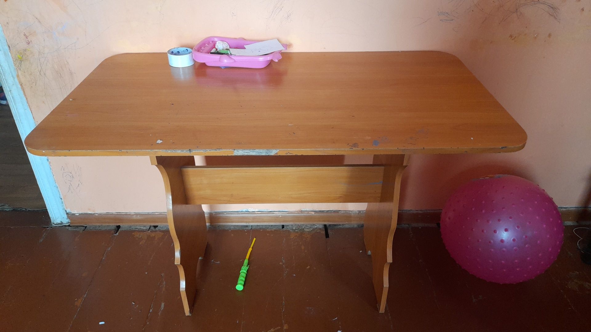 Кухонный стол продам