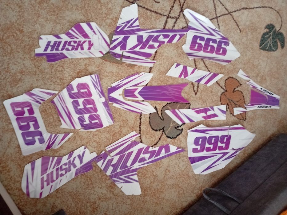 Stickere ktm/husqvarna NU FAC STICKERE personalizate