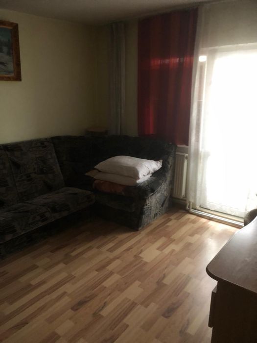 Inchiriez apartament mobilat in Vatra Dornei