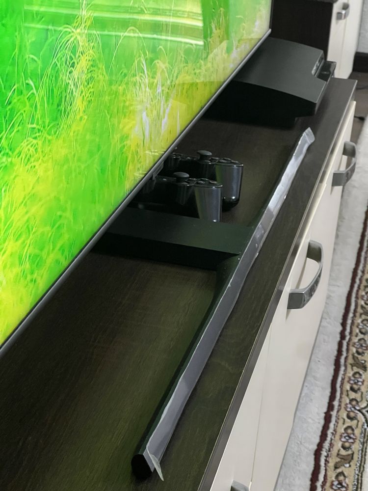 Продается телевизор samsung 65
