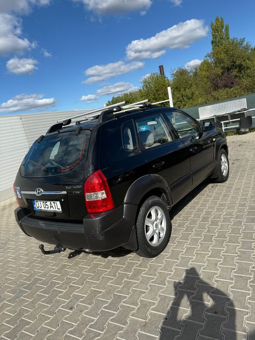 Vând Hyundai Tucson adăpat persoane cu Handicap