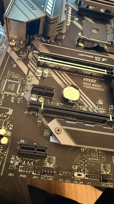 Placa de baza Tomahawk B550 MSI Ryzen AMD Socket AM4 calculator