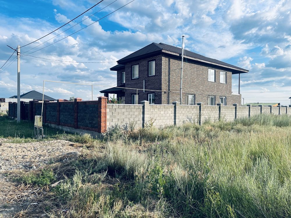 Продам коттедж 240 квадрат метр