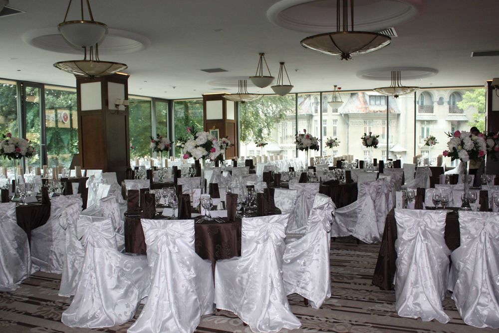 Huse scaune si funde evenimente restaurante, nunta, botez, petreceri