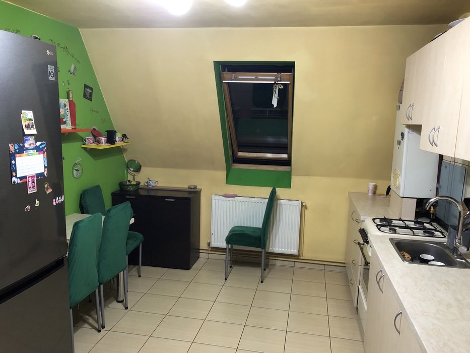 Apartament cu 2 camere la mansarda