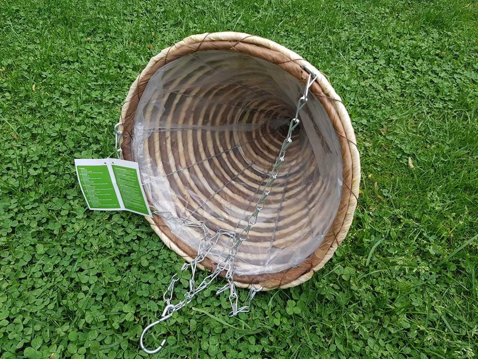 Ghiveci suspendat, cos conic, din impletitura naturala, 30cm