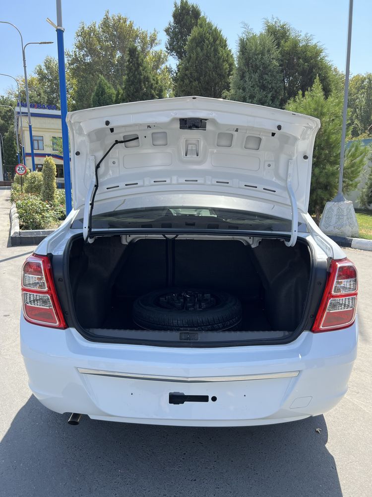 Chevrolet Cobalt 2024