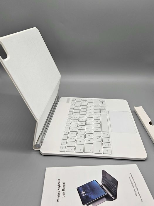 Безжична клавиатура-калъф с пад за iPad Pro 13 (M4),iPad Air 13 (2024)