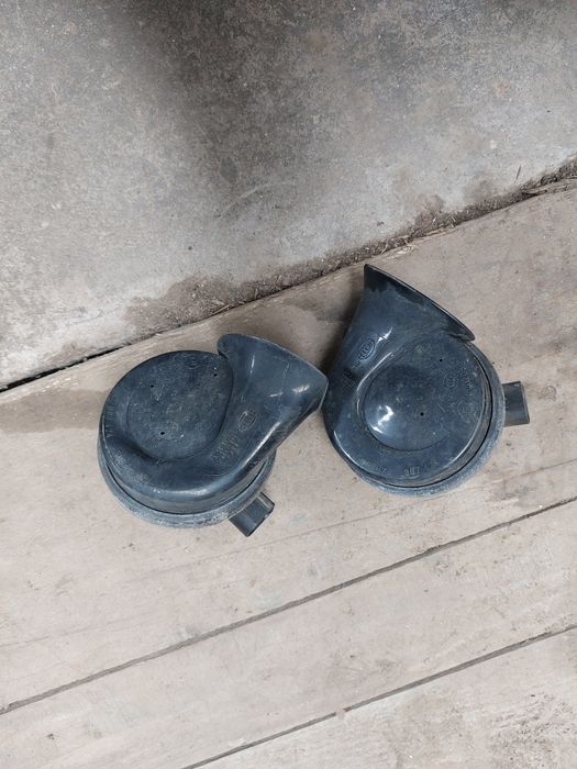 Armatura fata deflector claxon Passat CC 2008-2012