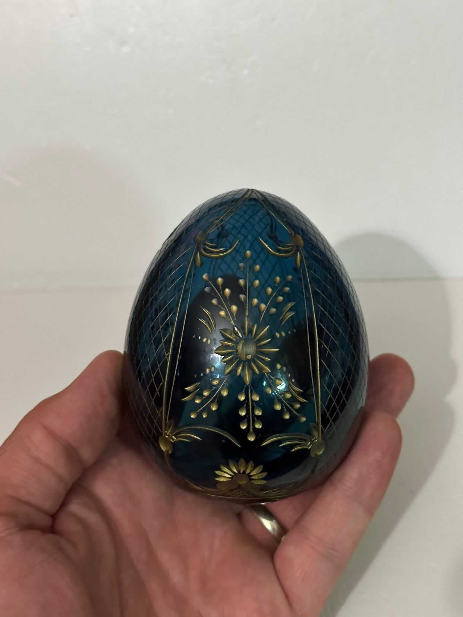 OU din CRYSTAL - MODERN FABERGE - Cobalt Blue & Gold Cut Imperial Egg