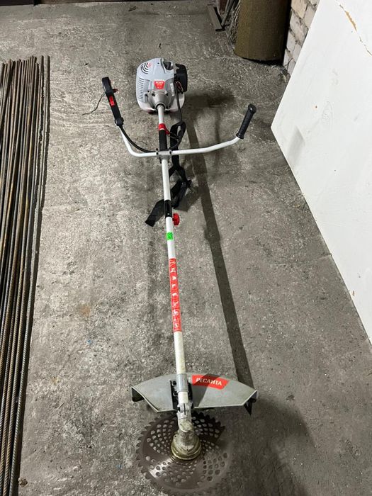 Продам газонокосилку ресанта